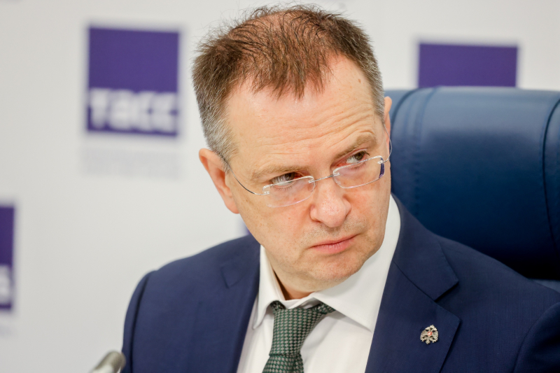 Мединский: Россия и Украина наладили срочные санитарные передачи тяжелораненых