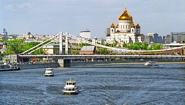 Движение на Крымском мосту в Москве временно ограничат с 1 июля