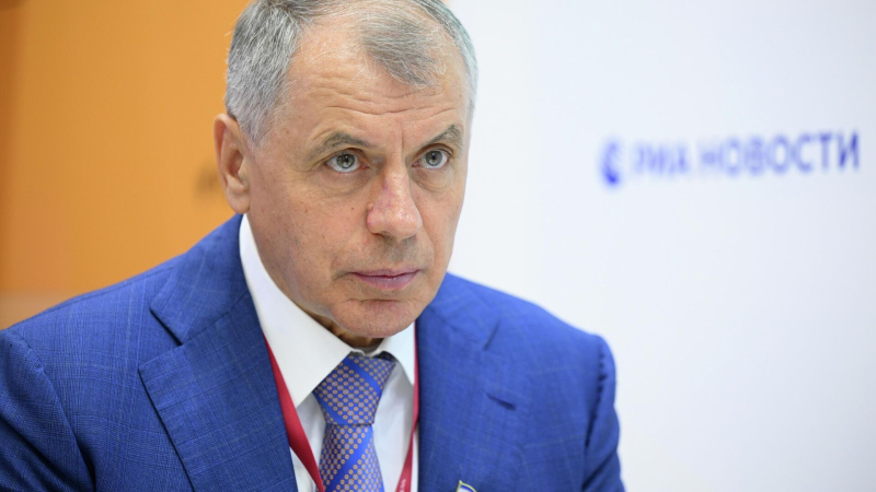 Владимир Константинов