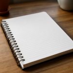 Старая тетрадь: след карандаша, разбивающий легенды