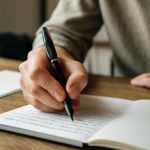 Ручка сильнее пикселя: скрытые выгоды письма