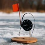 Флаги под люминесцентным снегом: рейд за зимней щукой