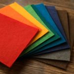 Фетровый бум: зайцы, совы, мишки на витринах мастерских