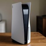 Playstation 5 с дисководом: чем хороша версия с приводом и кому она подходит