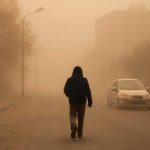 Пыльная погода и усиление загрязнения фасадных панелей зданий