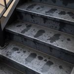 Почему на металлических лестницах быстрее проступают темные пятна дождя