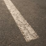 Почему солнечный перегрев выцветает разметку на асфальте дворов
